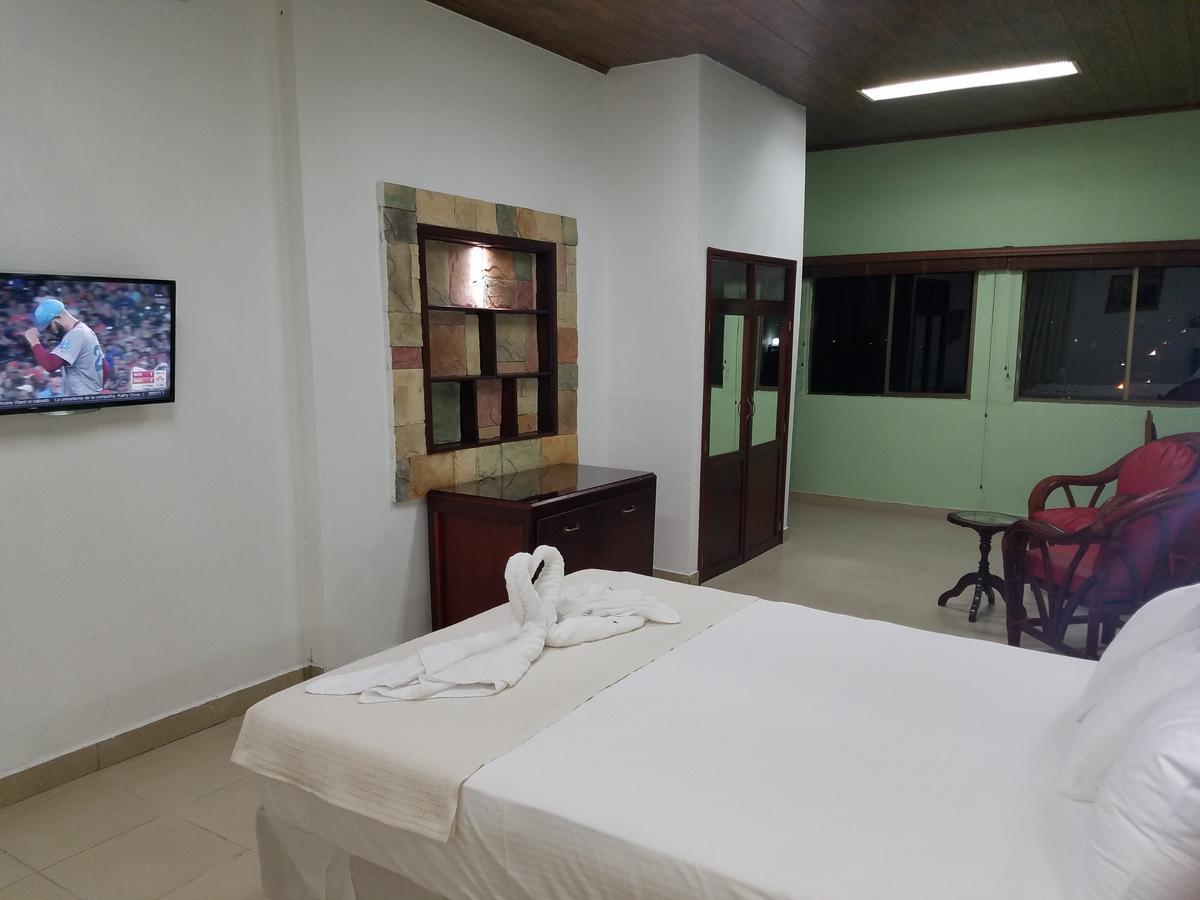 唐维托酒店 Estelí 外观 照片
